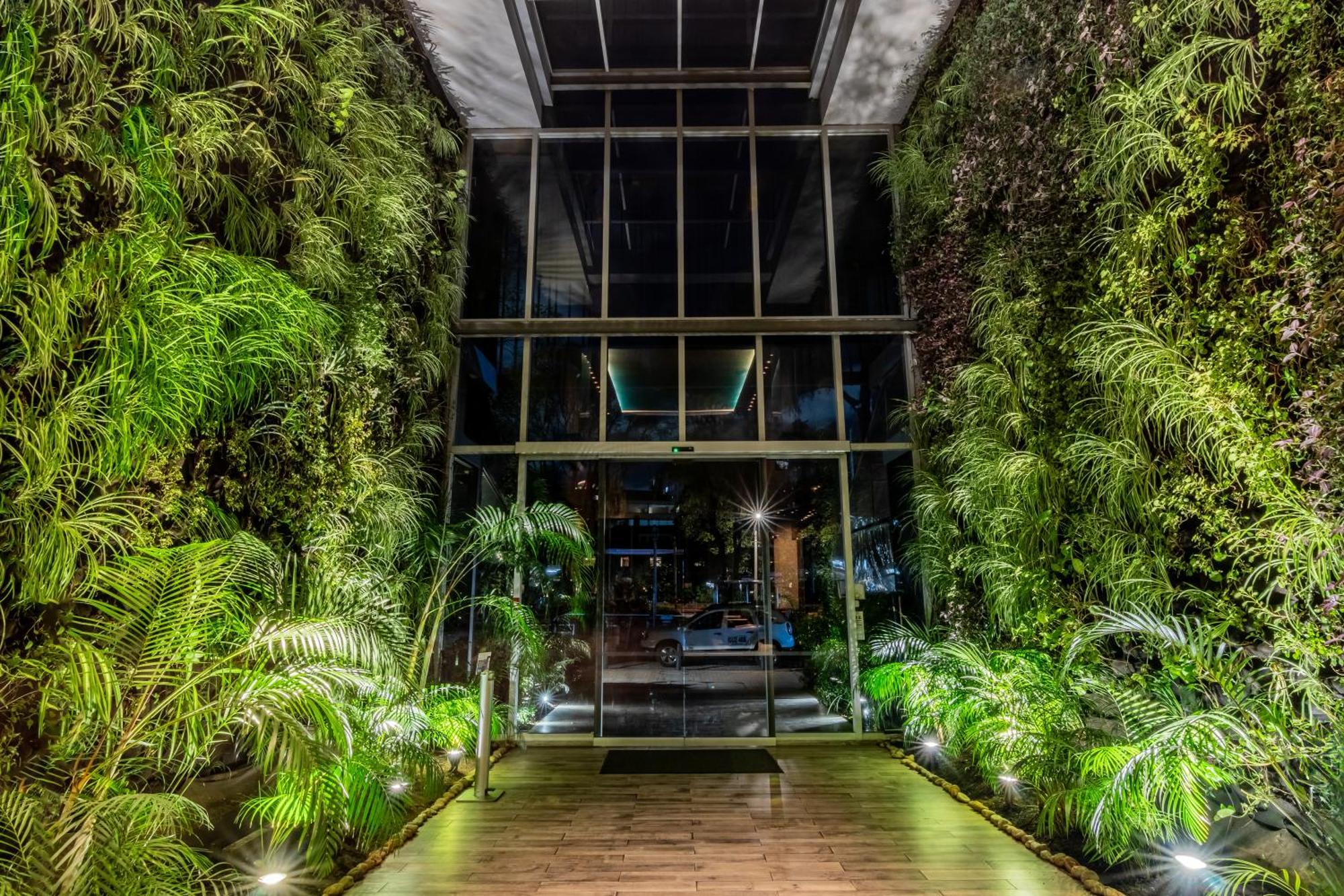 Ghl Bioxury Hotel Bogota Bagian luar foto Entrance to the hotel